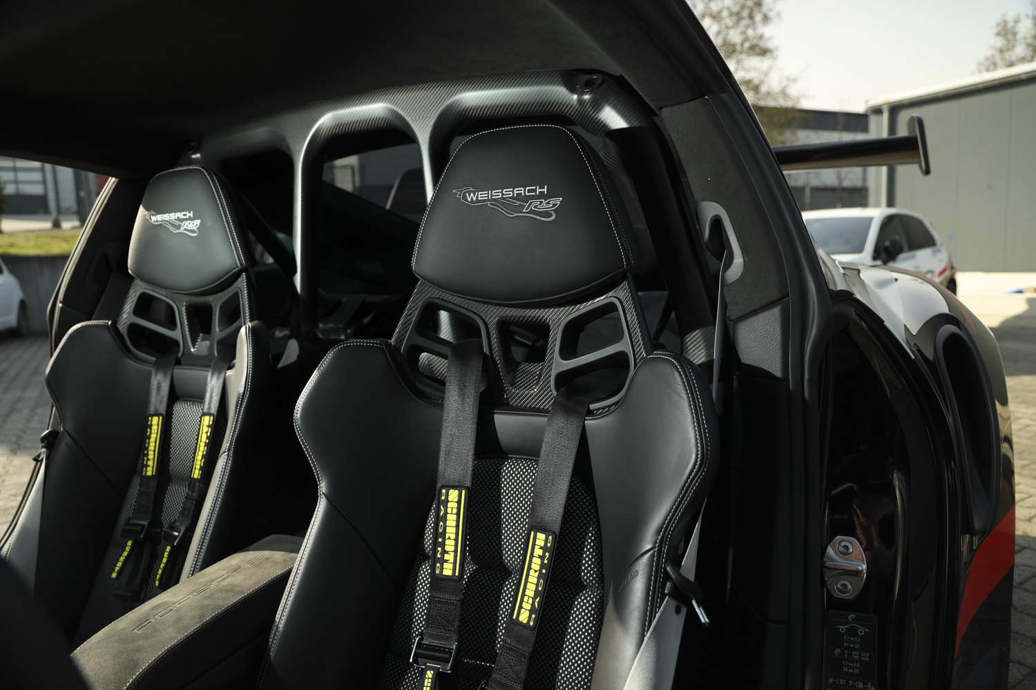 Porsche 911 GT3 RS 992 - Image 11