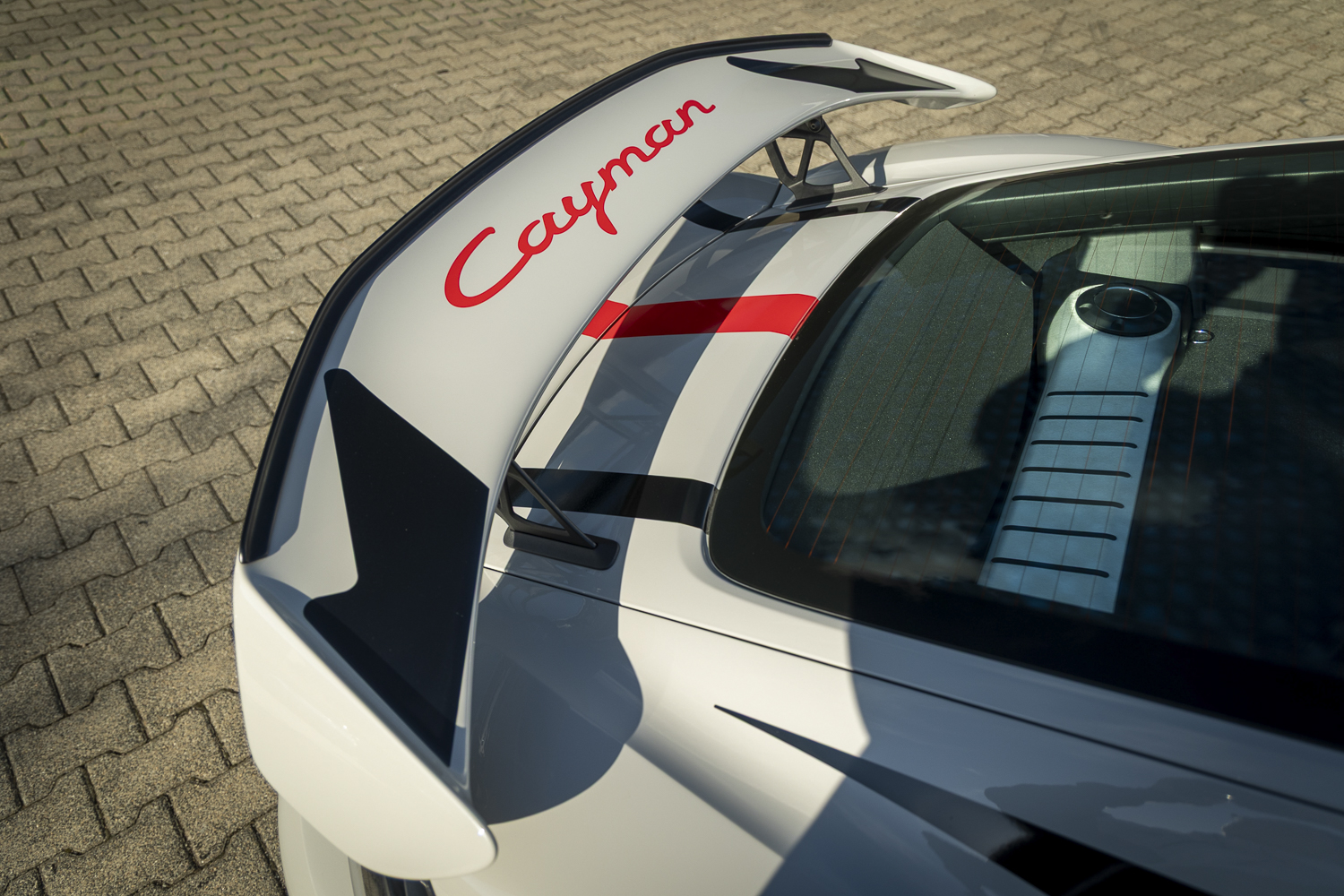 Porsche Cayman GT4 718 TDS - Image 4