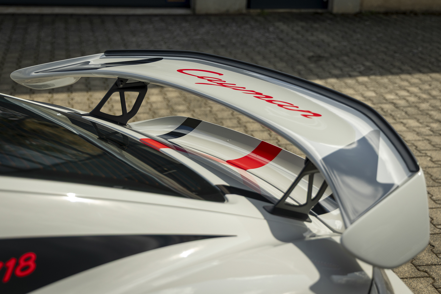 Porsche Cayman GT4 718 TDS - Image 3